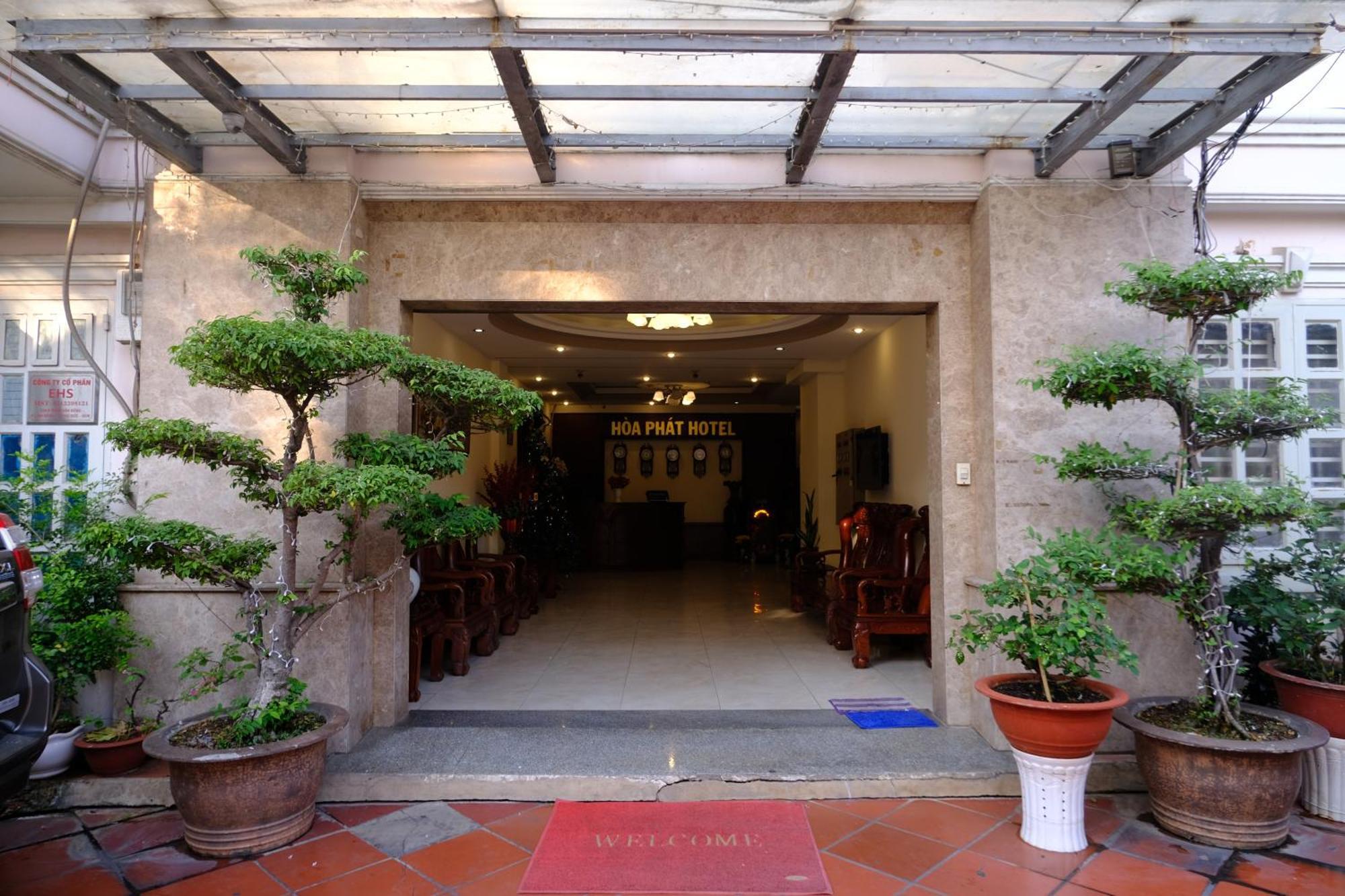 Hoa Phat Hotel & Apartment Хошимин Экстерьер фото