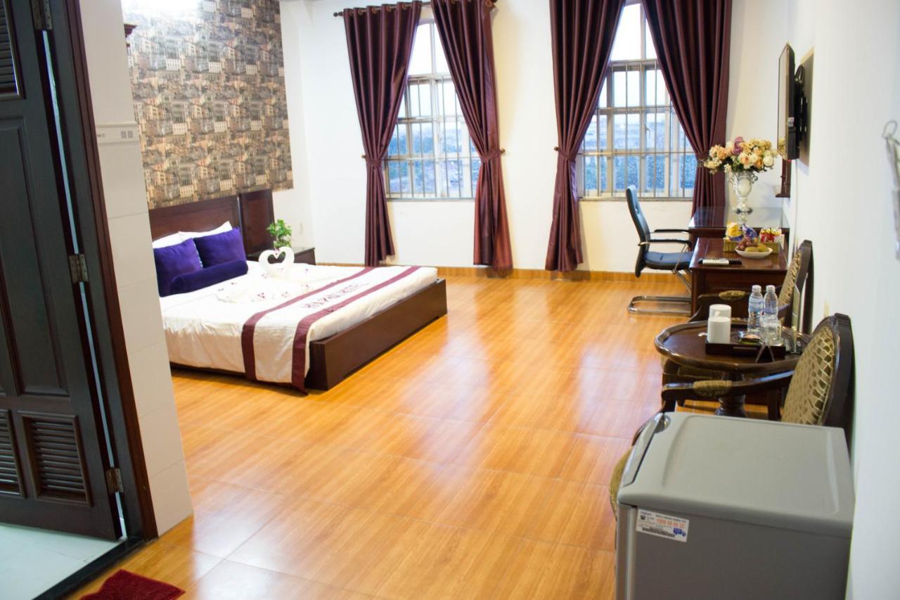 Hoa Phat Hotel & Apartment Хошимин Экстерьер фото