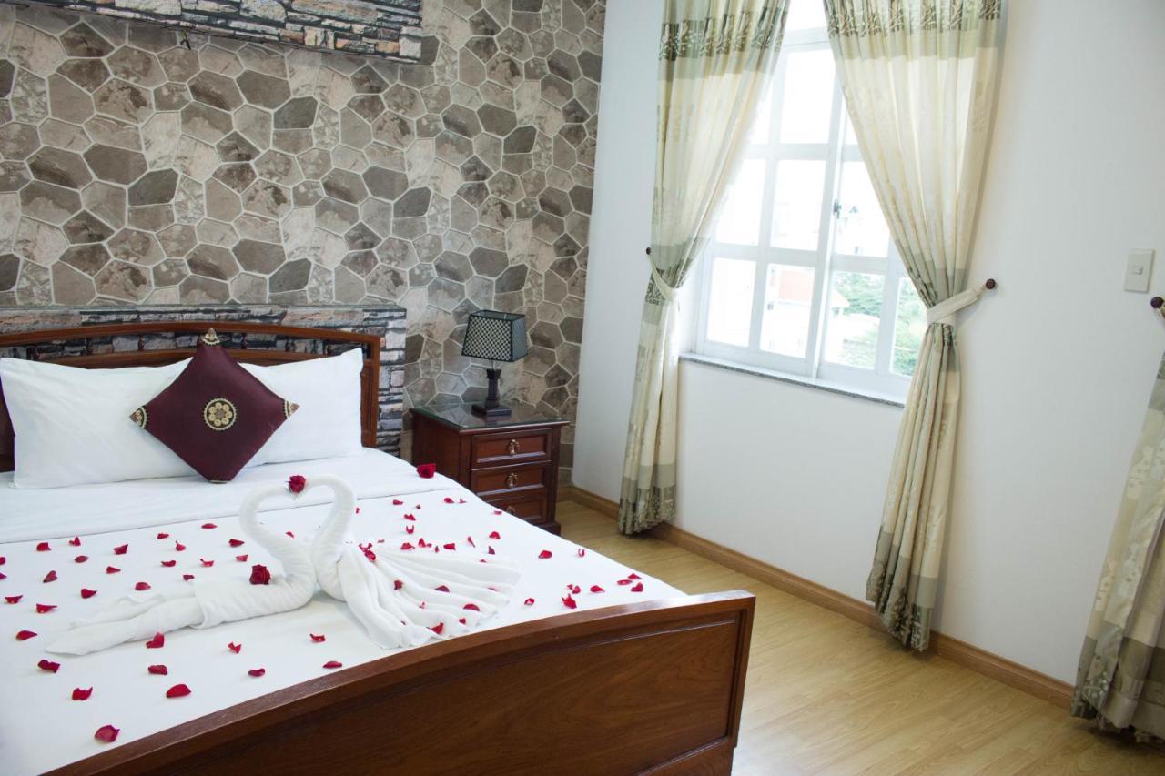 Hoa Phat Hotel & Apartment Хошимин Экстерьер фото
